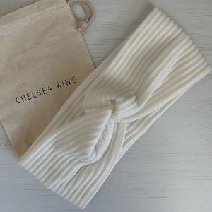 Chelsea King Windsor Knit Headband